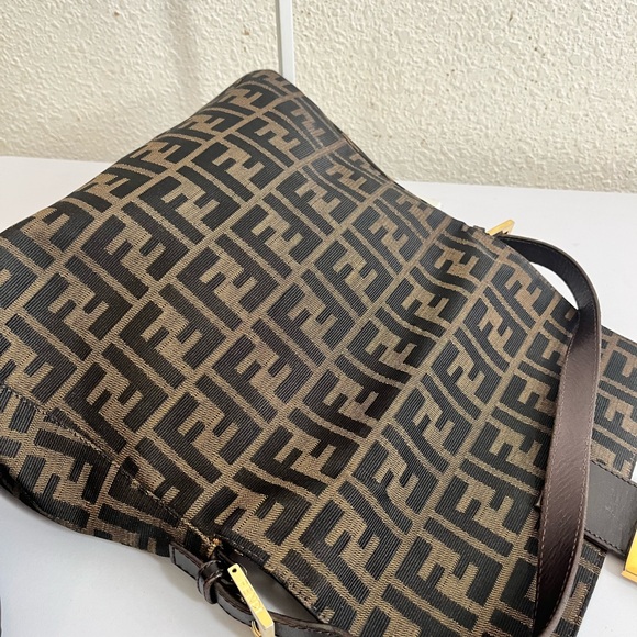 Fendi  Zucca Mama Baguette Shoulder Bag with Gold Buckle - Picture 8 of 16